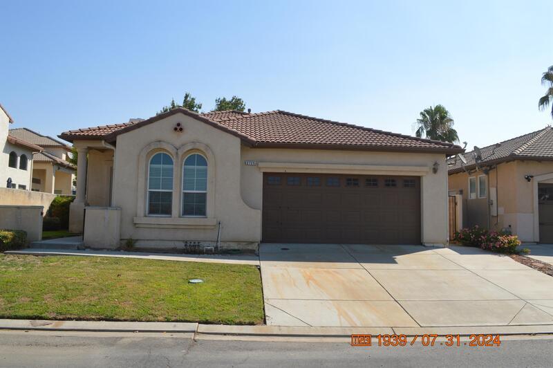 2725 Amalfi in Chowchilla, CA - Building Photo