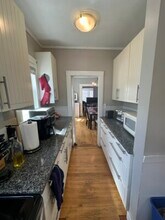 281 Alewife Brook Pky, Unit 2 in Somerville, MA - Building Photo - Building Photo