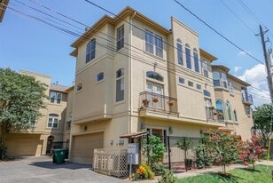 4406 Feagan St in Houston, TX - Building Photo