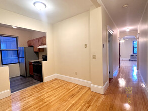 1100 Beacon St, Unit #3B in Brookline, MA - Building Photo - Building Photo