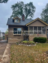 1105 E Fifth St in Royal Oak, MI - Building Photo