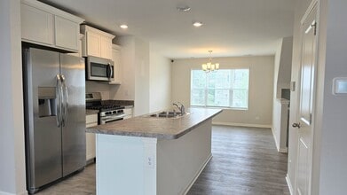 2484 Alison Ave in Pingree Grove, IL - Building Photo - Building Photo