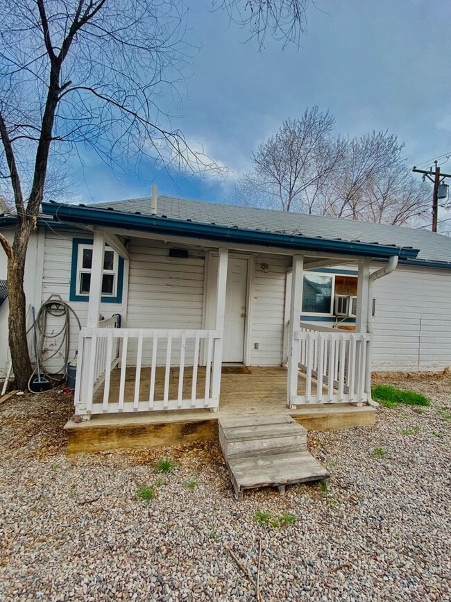 property at 706 Railroad Ave