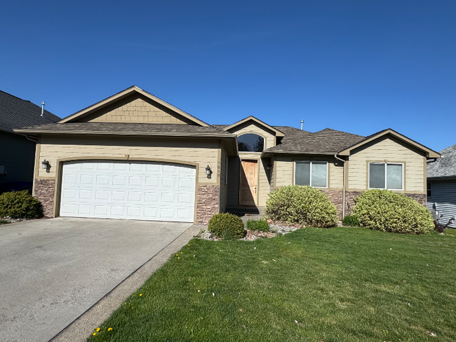 property at 7808 S Parway Ln