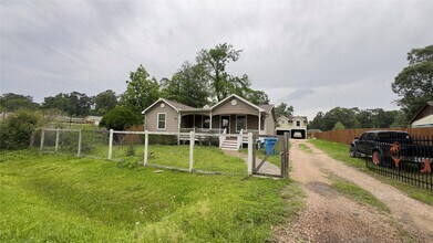 21253 South St in New Caney, TX - Building Photo - Building Photo