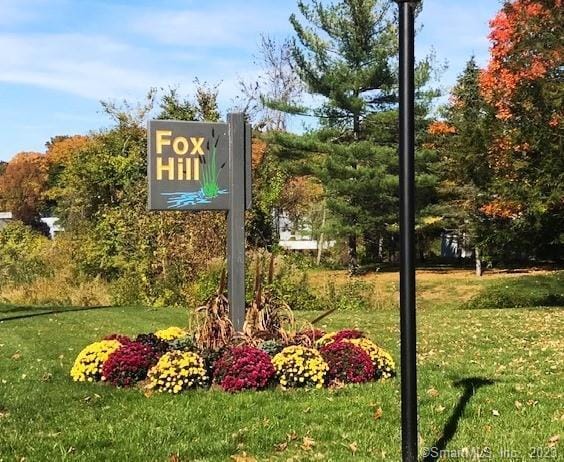 property at 2 Juneberry Ln