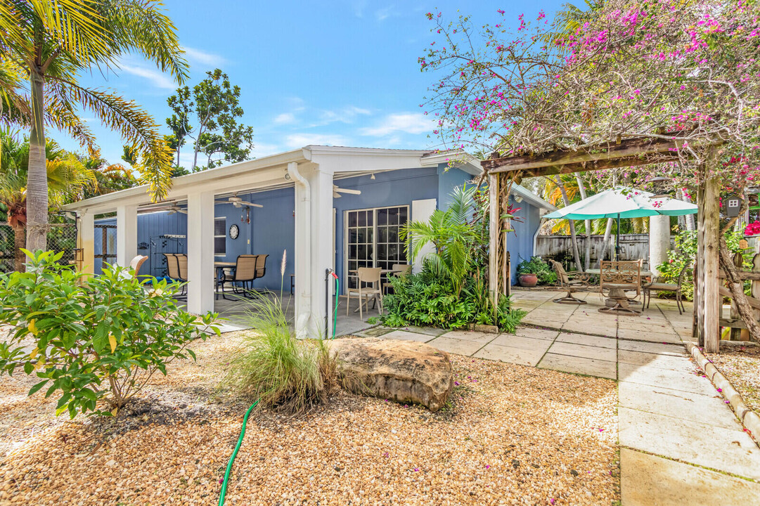 4268 Maurice Dr in Delray Beach, FL - Foto de edificio