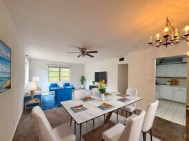 12 NE 19th Ct in Wilton Manors, FL - Building Photo
