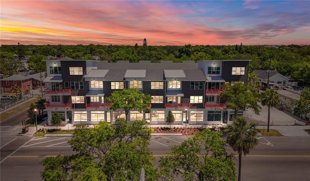 13 29th Ave N in St. Petersburg, FL - Building Photo
