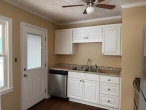 118 Taylor St in Aiken, SC - Building Photo - Building Photo