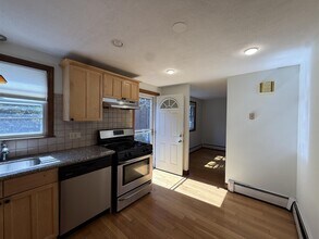 22 Saville St in Cambridge, MA - Building Photo - Building Photo