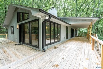 206 Newcomb Rd in Owens Cross Roads, AL - Building Photo - Building Photo