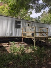 33509 Reynolds Rd in Simonton, TX - Building Photo - Building Photo