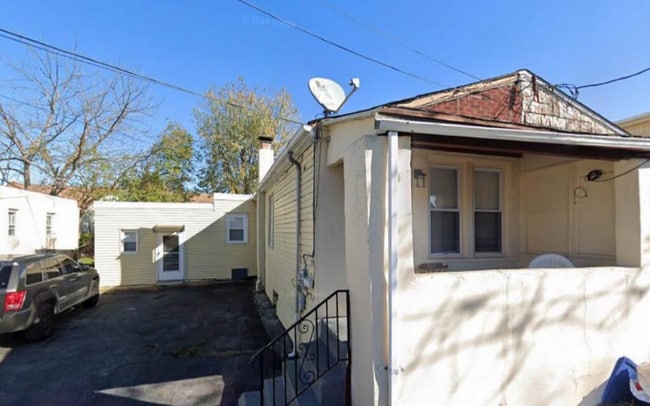 property at 719 Mill St