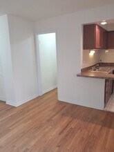 540 W Roscoe St in Chicago, IL - Foto de edificio - Building Photo