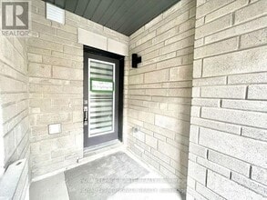 25 King George Way in Bowmanville, ON - Building Photo - Building Photo