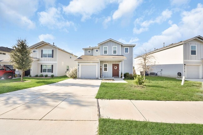 5614 Rosillo Gate in San Antonio, TX - Building Photo - Building Photo