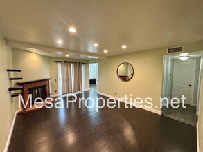 118 N Glendora Ave in Covina, CA - Building Photo - Building Photo