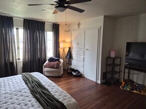 131 E 14th St in Tempe, AZ - Building Photo - Building Photo