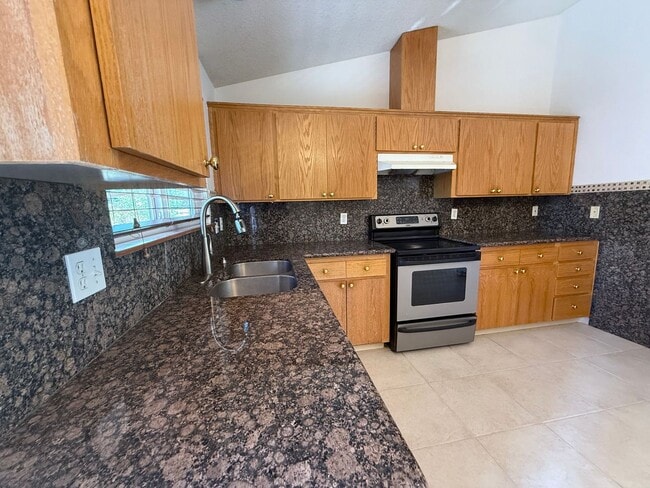 property at 13843 SE Martins St