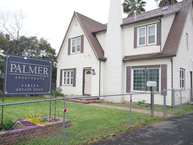 property at 1617 Arcade Blvd