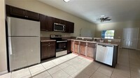 645 Bluebill Ct in Kissimmee, FL - Foto de edificio - Building Photo