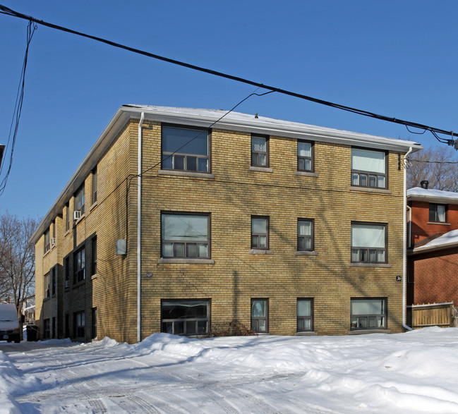 36 Station Rd in Toronto, ON - Building Photo - Primary Photo