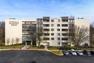 Residences at Pleasant Ridge in Owings Mills, MD - Foto de edificio - Building Photo