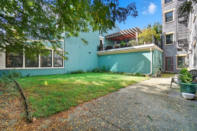 1412 Republic St, Unit 401 in Cincinnati, OH - Foto de edificio - Building Photo