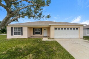818 San Jose Ct in Kissimmee, FL - Building Photo
