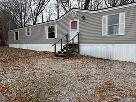 4058 Veterans Hwy W in Pontotoc, MS - Building Photo