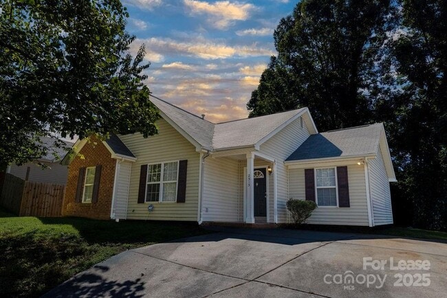 property at 2513 Hemby Woods Dr