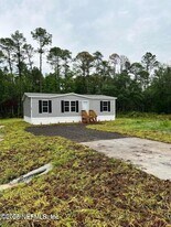 520 Hickory Nut Trail, Unit # 501 in Satsuma, FL - Building Photo
