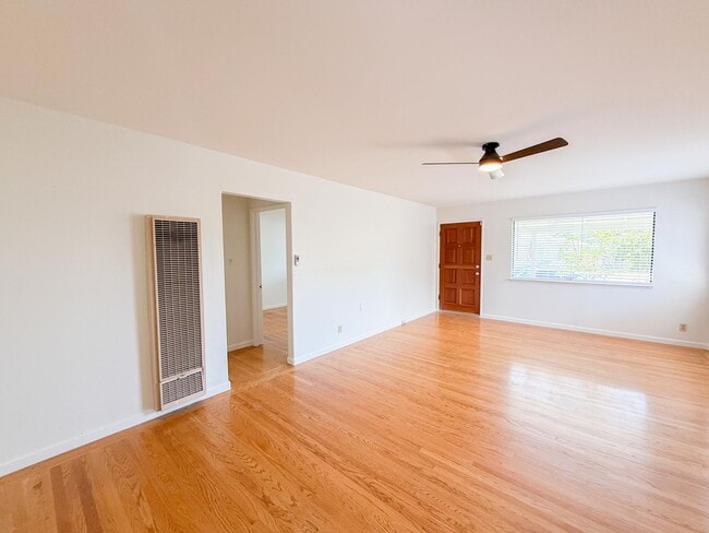 3846 Carmel Way in San Leandro, CA - Building Photo - Building Photo