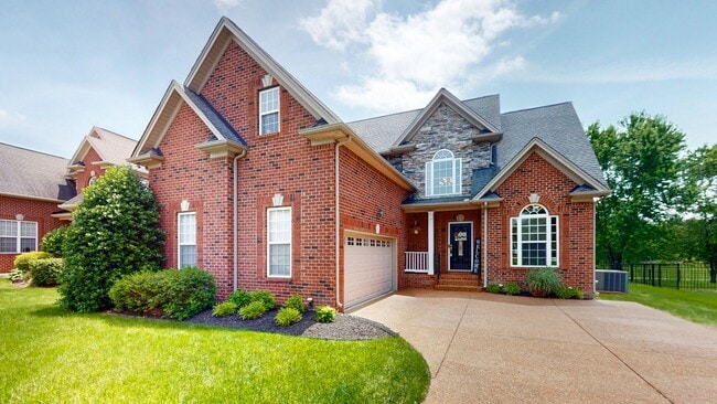 1032 Stonehollow Way in Mount Juliet, TN - Building Photo - Building Photo