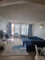 1398 NE 191st St, Unit C205