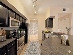 6029 Westgate Dr in Orlando, FL - Building Photo - Building Photo