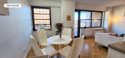175 W 90th St in New York, NY - Building Photo - Building Photo