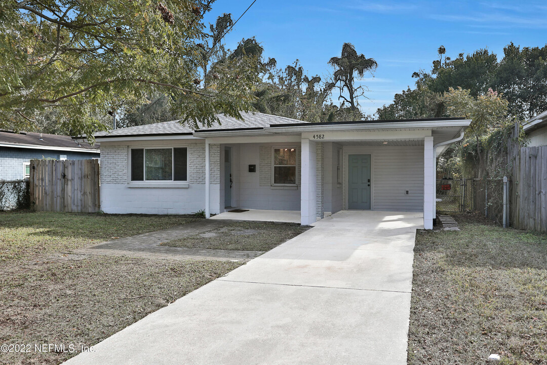 4582 Merrimac Ave in Jacksonville, FL - Building Photo