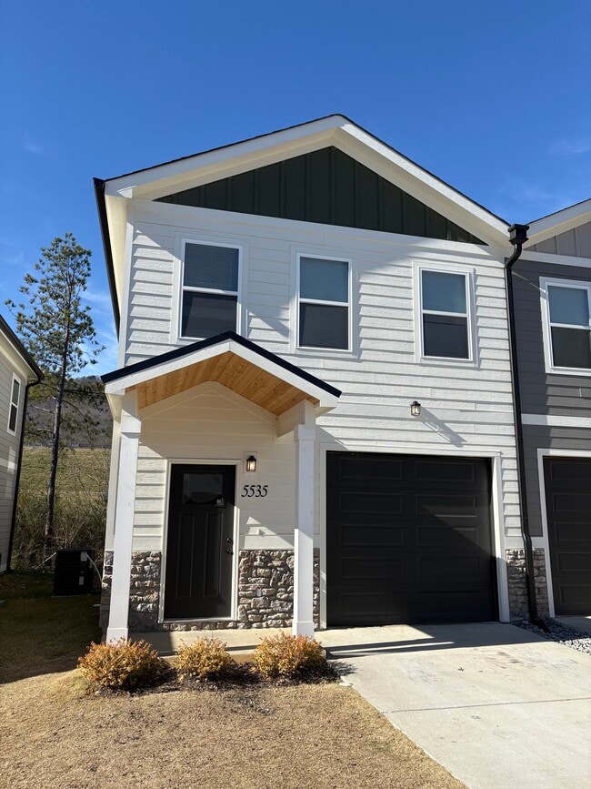 property at 5535 Stream Ln