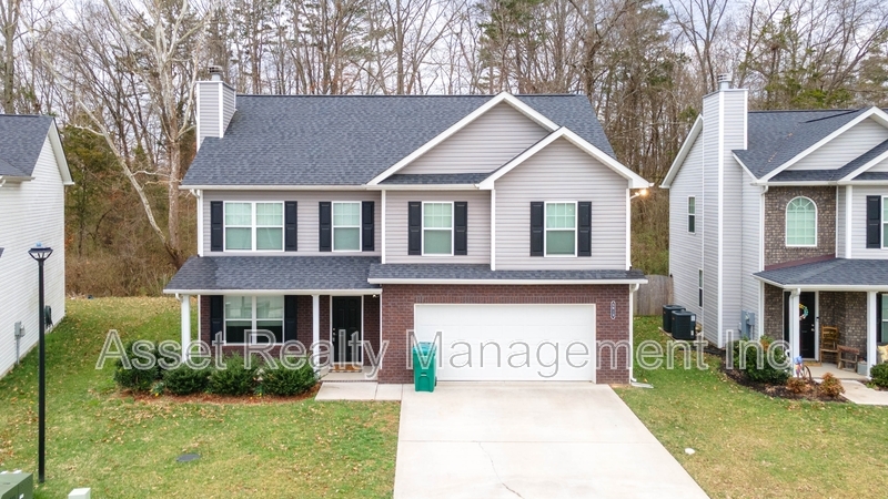 5913 Rain Cloud Rd in Knoxville, TN - Building Photo