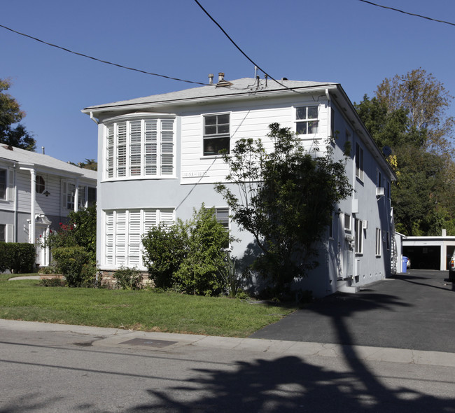 11153-11157 1/2 Acama St in North Hollywood, CA - Foto de edificio - Building Photo