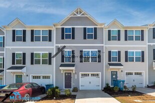 4005 Lush Grove Dr in Durham, NC - Building Photo