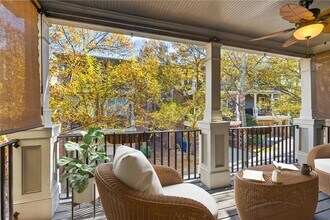 395 Laurent St NW in Atlanta, GA - Building Photo - Building Photo