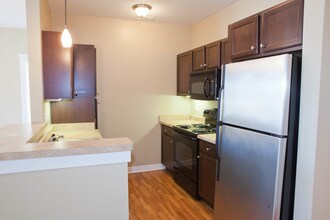 City Flats Renwick in Bloomington, IN - Foto de edificio - Building Photo