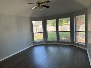 6239 St Leonard Dr in Arlington, TX - Building Photo - Building Photo