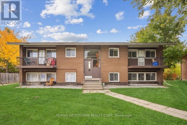 property at 2350-2350 Queensway Dr