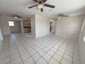 9739 Marlinton Ln in Port Richey, FL - Building Photo - Building Photo