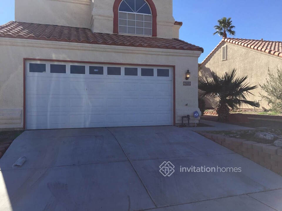 7801 Cherry River Dr in Las Vegas, NV - Building Photo