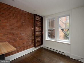 1904 Spruce St in Philadelphia, PA - Building Photo - Building Photo